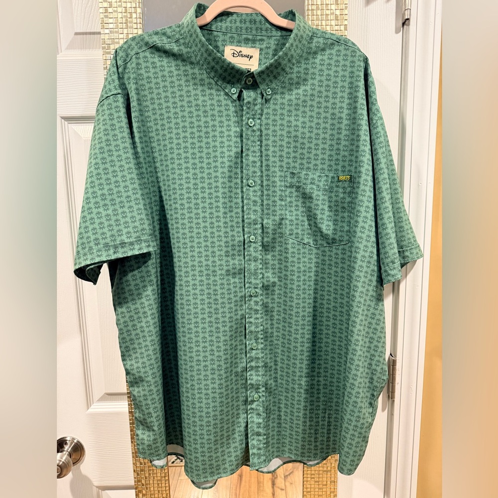 RSVLTS Disney Kermit the Frog Men's Short-Sleeve Button-Down Shirt in Green